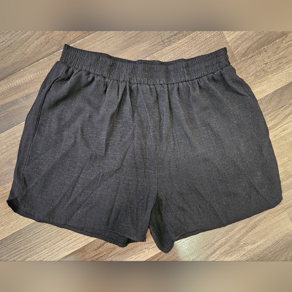 Womens Black Button-Up Shirt and Shorts Set Summer Set Large - Picture 2 of 8